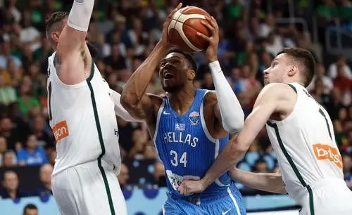 希望裁判注, 攻犯规 希望裁判注, 攻犯规