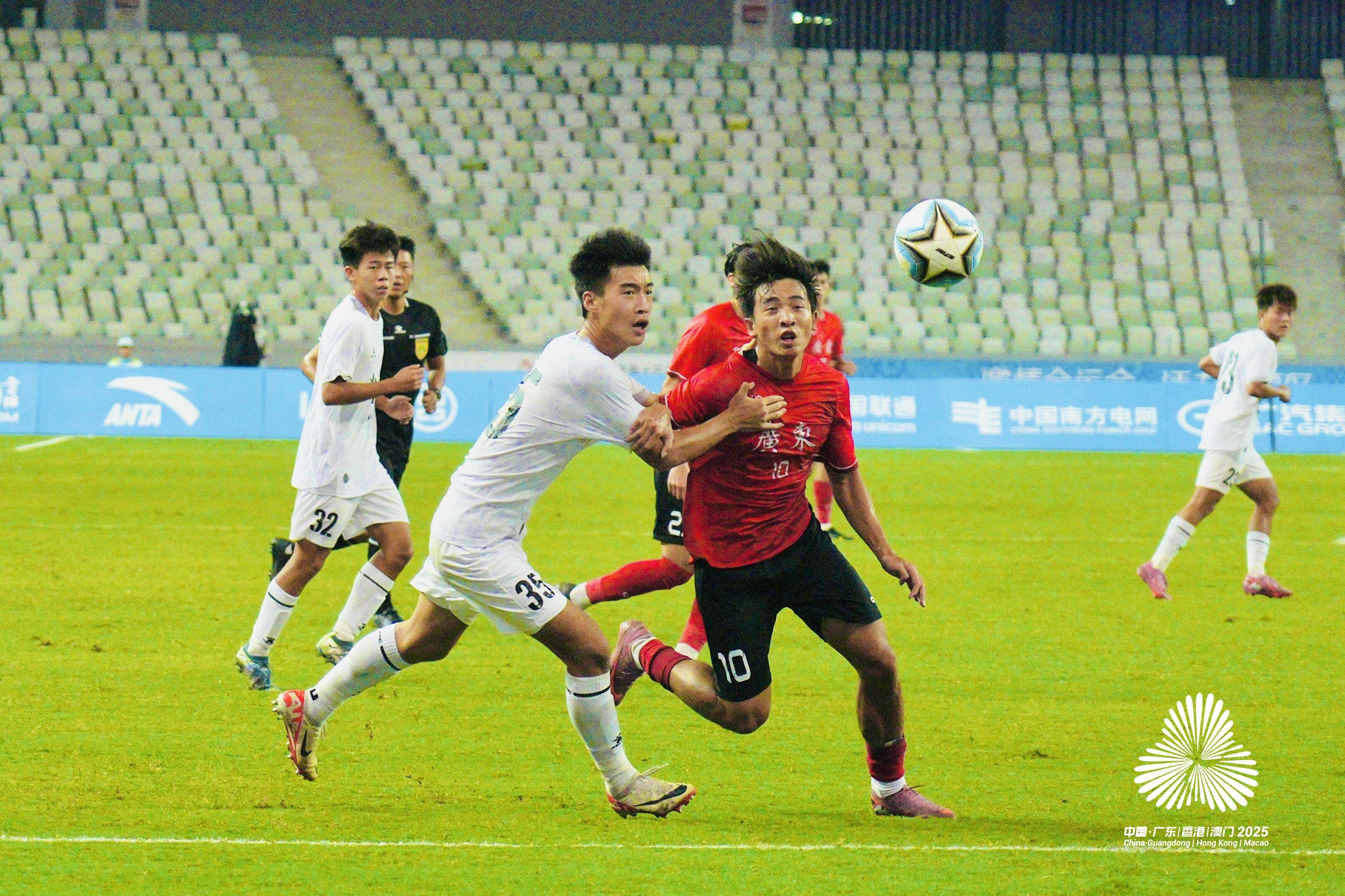 进行了变阵, 练周海滨表