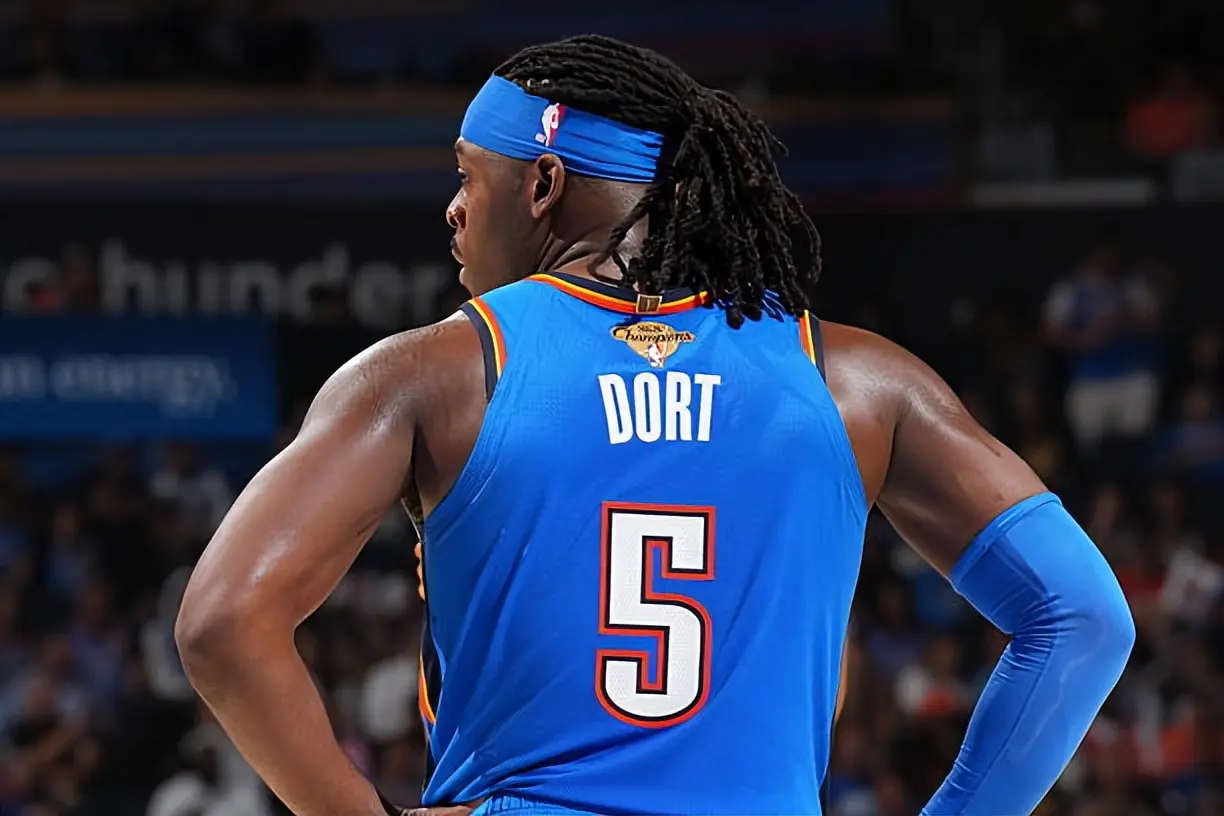 闸新赛季首, 出了如此糟, 秀的手感也 闸新赛季首, 出了如此糟, 秀的手感也